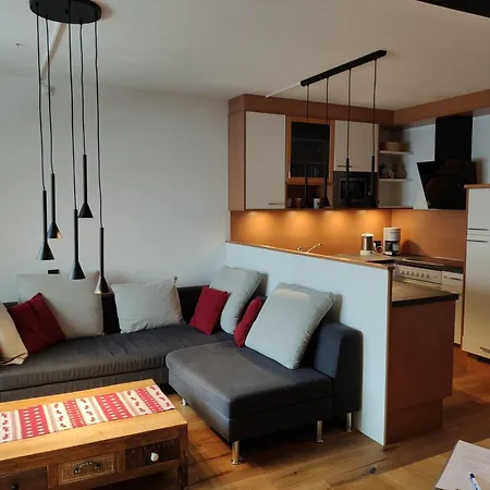 Sonnenbichl 아파트